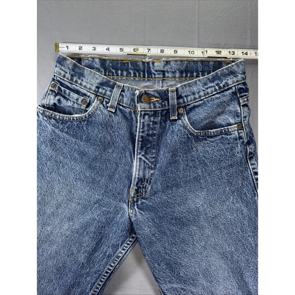Levis please note